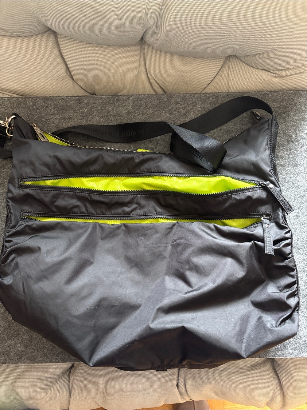 Women’s lululemon Black Crossbody Bag with Lime Interior